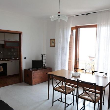 شقة Casa Edda برنزوني سول جاردا المظهر الخارجي الصورة