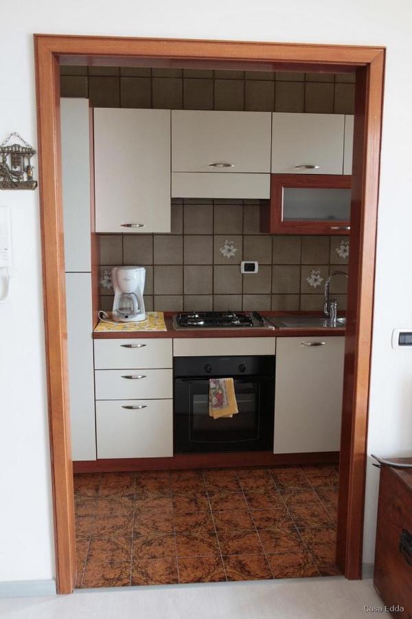 شقة Casa Edda برنزوني سول جاردا المظهر الخارجي الصورة