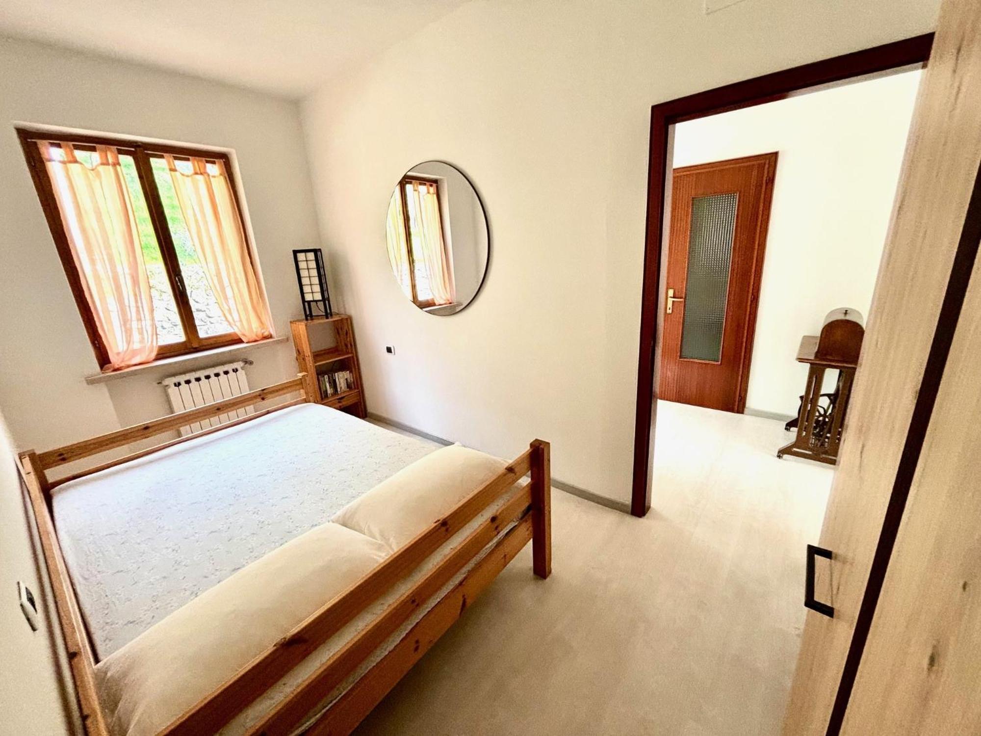 شقة Casa Edda برنزوني سول جاردا المظهر الخارجي الصورة